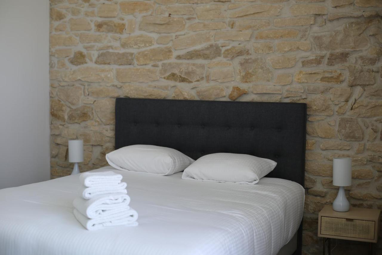 Hotel Sequoias Golf & Ressort Ruy-Montceau Exteriér fotografie