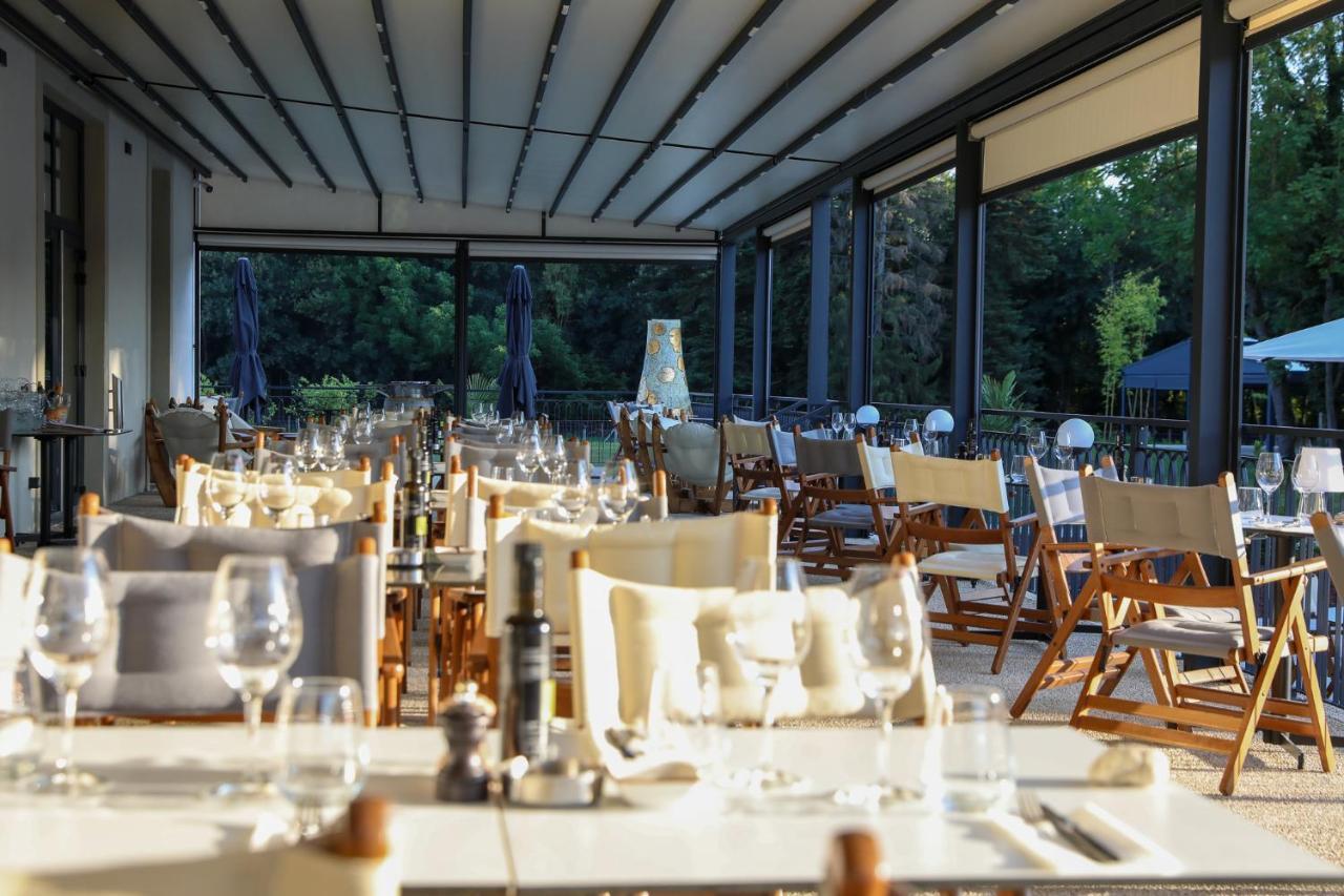 Hotel Sequoias Golf & Ressort Ruy-Montceau Exteriér fotografie
