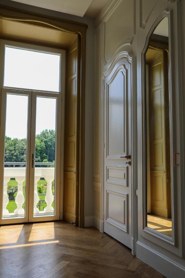 Hotel Sequoias Golf & Ressort Ruy-Montceau Exteriér fotografie