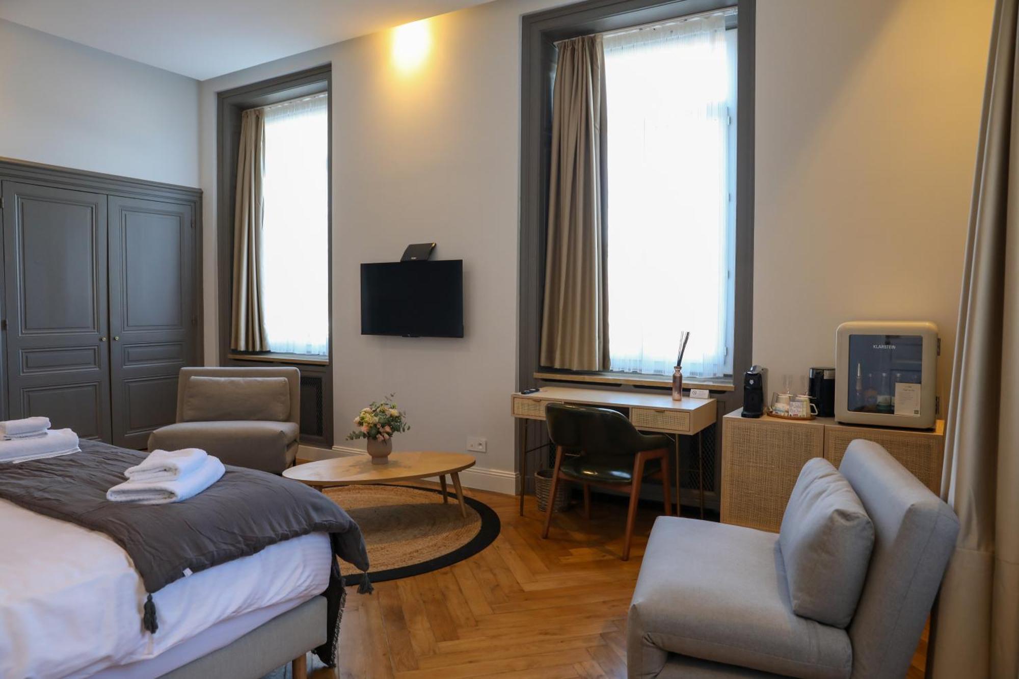 Hotel Sequoias Golf & Ressort Ruy-Montceau Exteriér fotografie