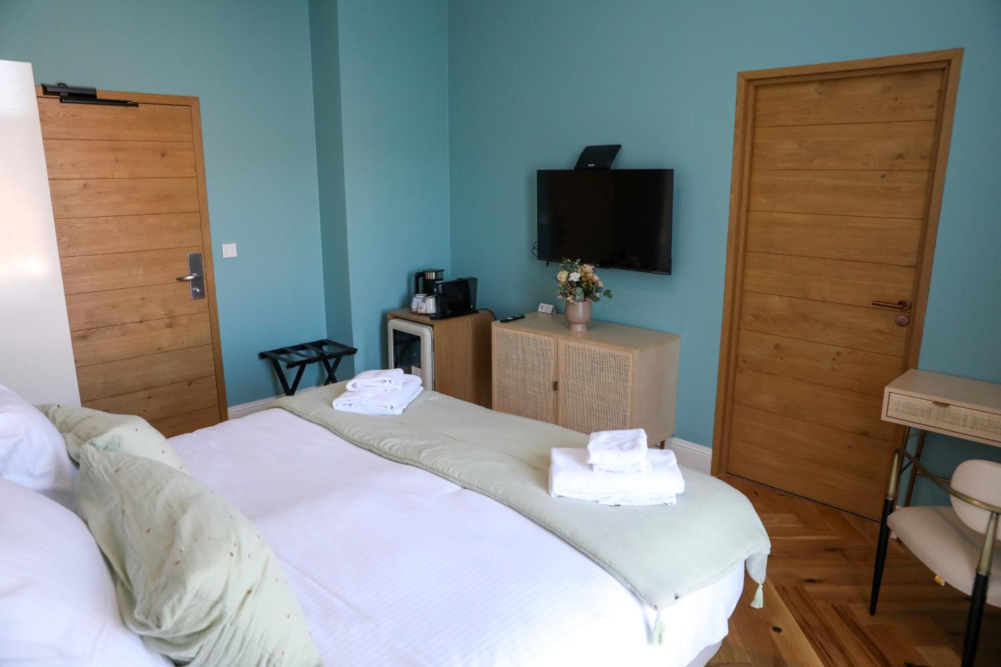 Hotel Sequoias Golf & Ressort Ruy-Montceau Exteriér fotografie