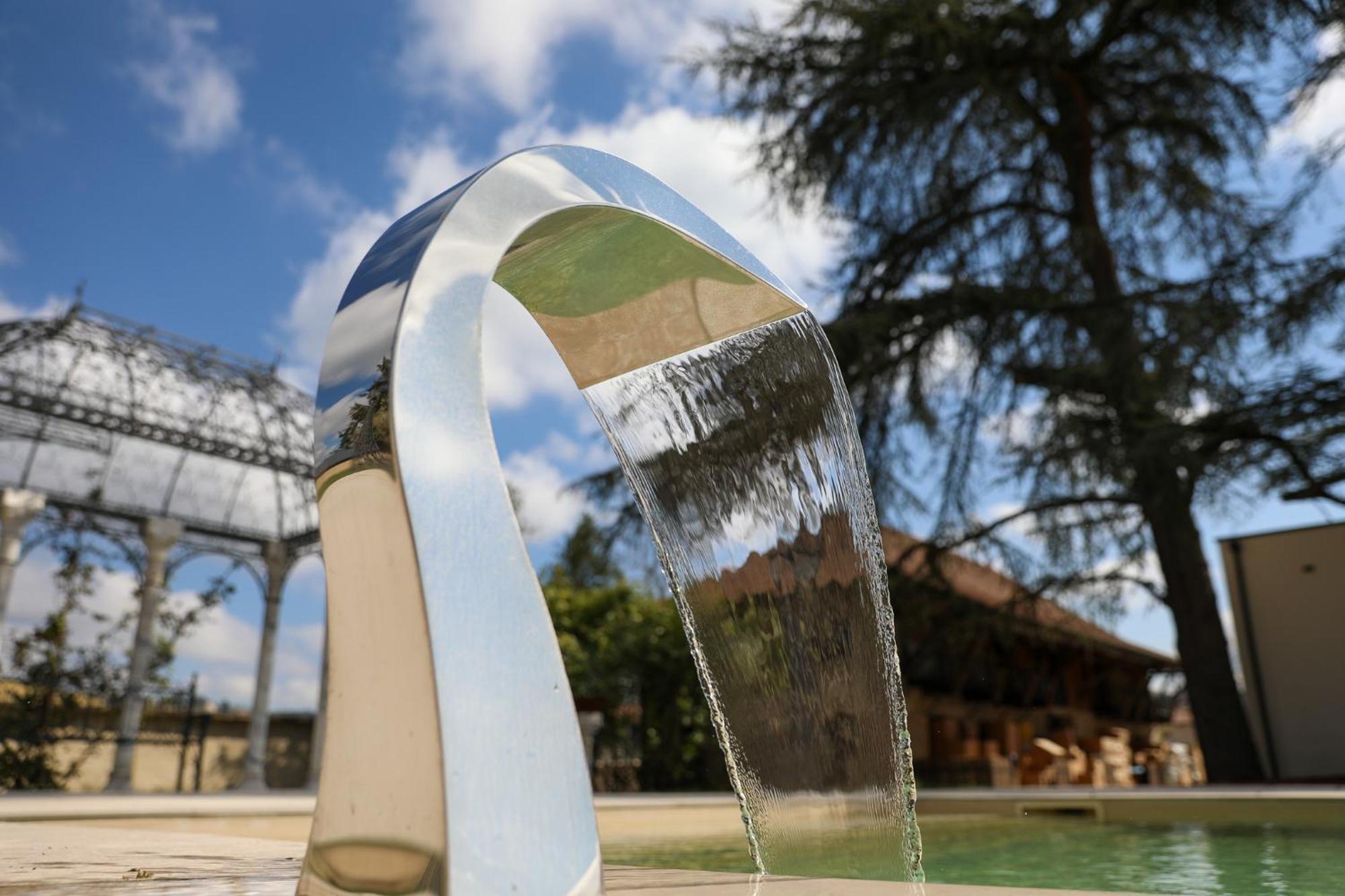 Hotel Sequoias Golf & Ressort Ruy-Montceau Exteriér fotografie